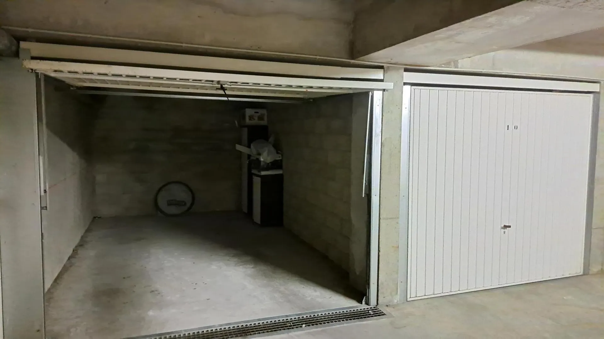 Appartement Cosy 3 Pieces Avec Garage Privatif Saint-Priest  Apartment